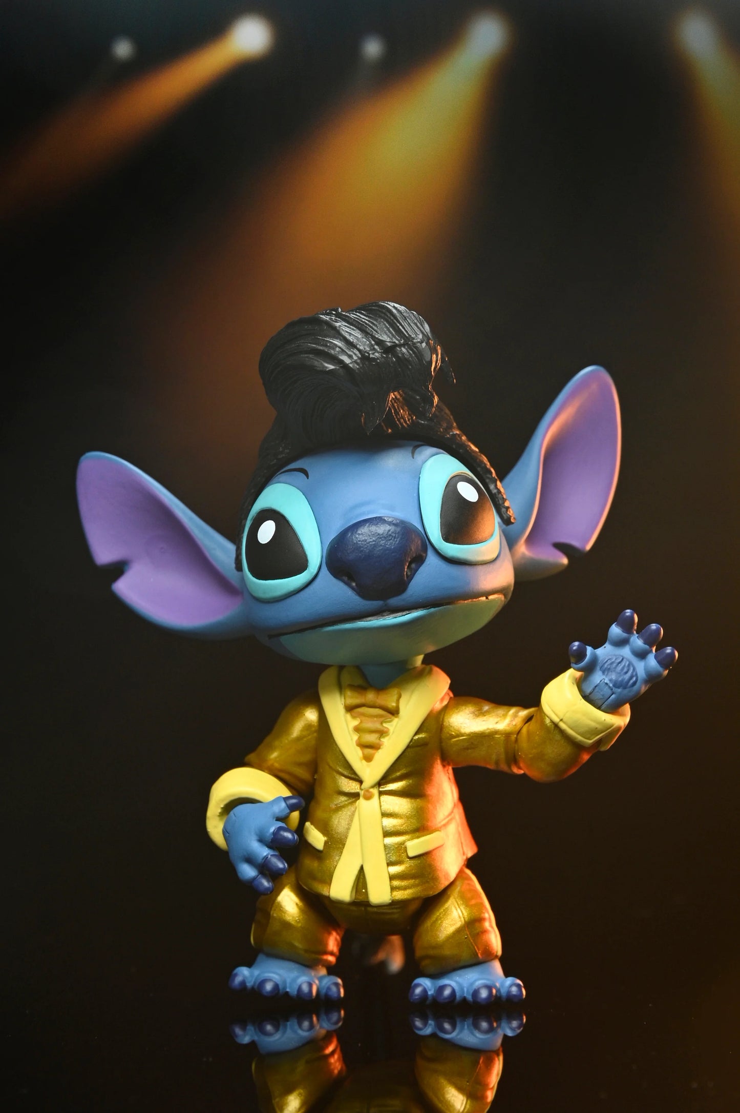 NECA Lilo & Stitch Ultimate Gold Suit Elvis Stitch Action Figure 18 cm