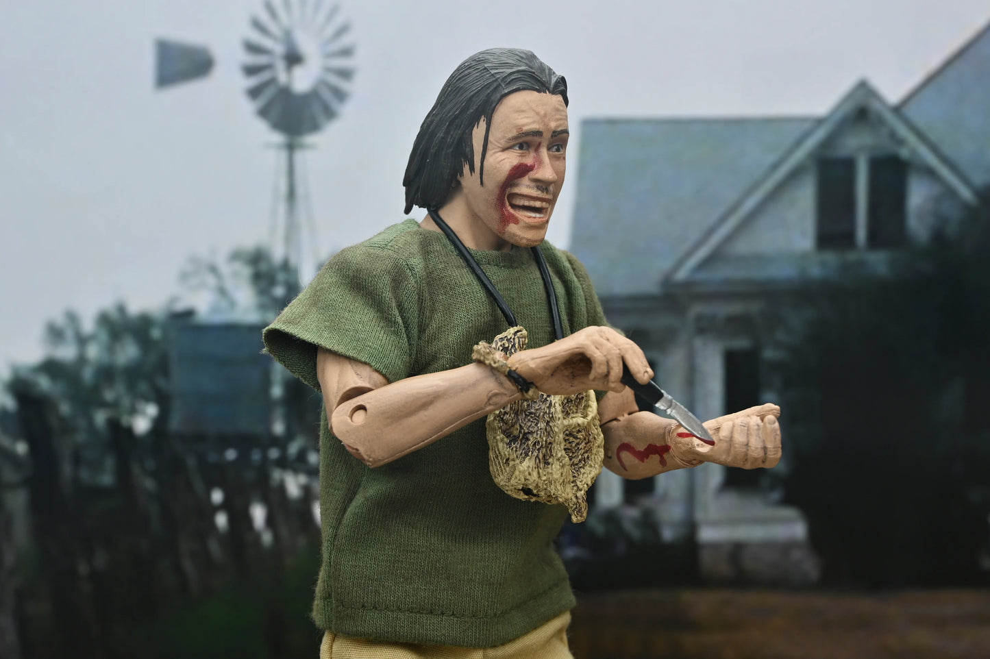NECA Texas Chainsaw Massacre 50th Anniversary Hitchhiker Clothed Action Figure 20 cm