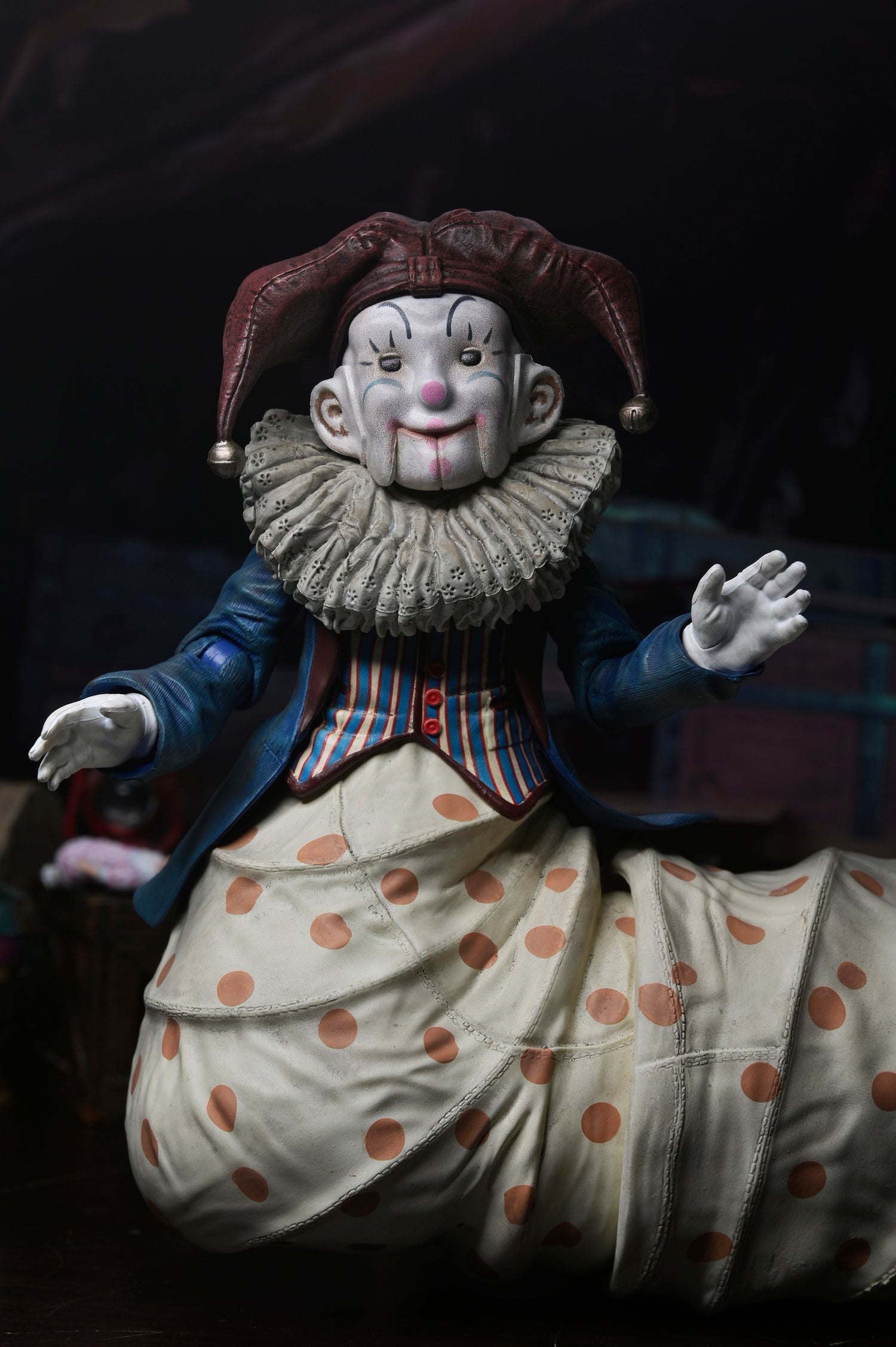 Der Klown Deluxe NECA con coda articolata