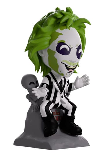 Youtooz Beetlejuice Vinyl Figure 12 cm – vista frontale angolata 2