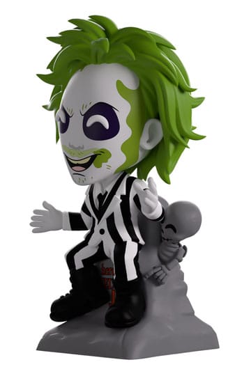 Youtooz Beetlejuice Vinyl Figure 12 cm – vista frontale angolata 3